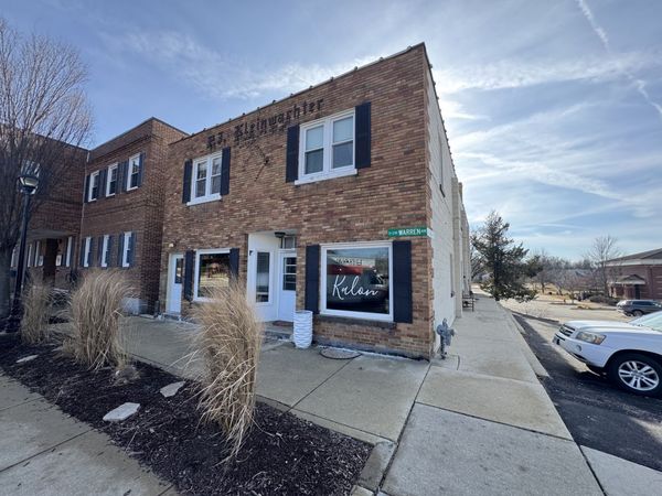 Unit 1, Warrenville, IL 60555