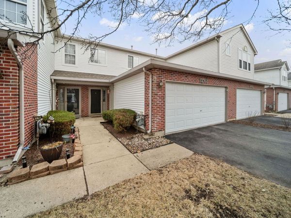 16435 Club Court , Crest Hill, IL 60403