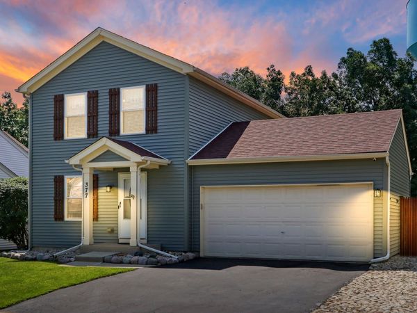 377 E Camden Lane , Round Lake Beach, IL 60073