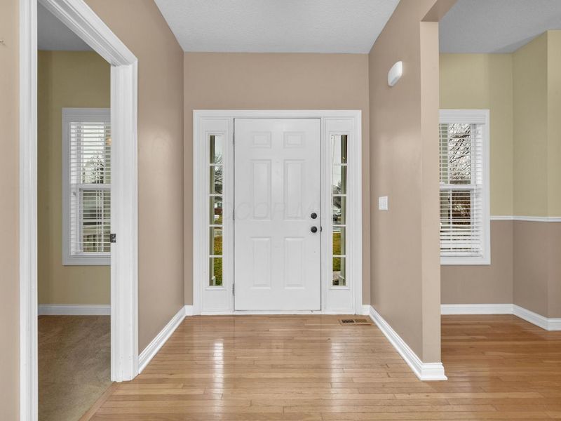 2375 Cross Creek Court, Lewis Center, OH 43035 Photo 6