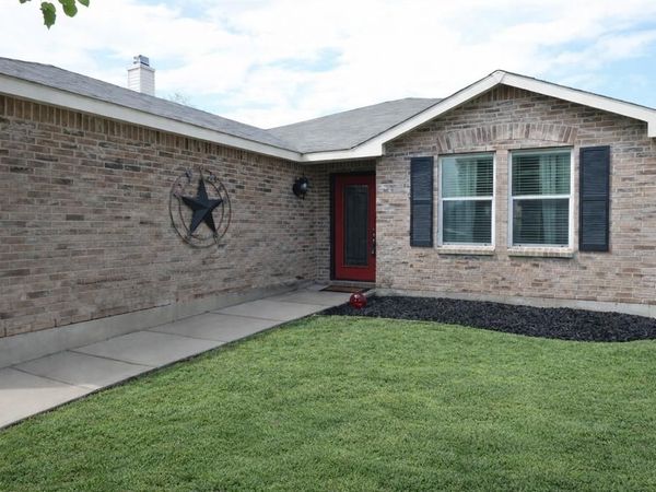 1621 Carolina Ridge Way, Fort Worth, TX 76247