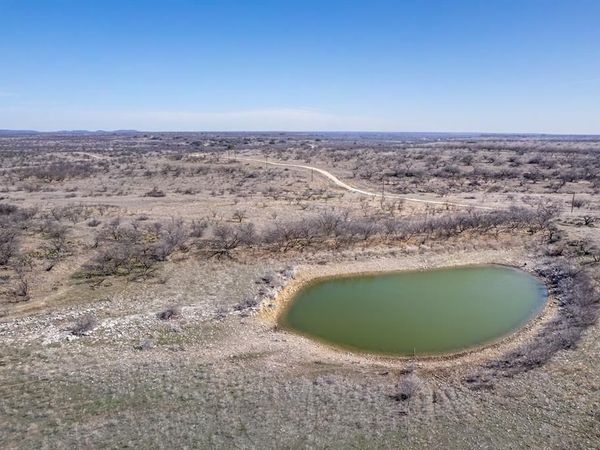 821 P.R. 4901 , Goldsboro, TX 79519