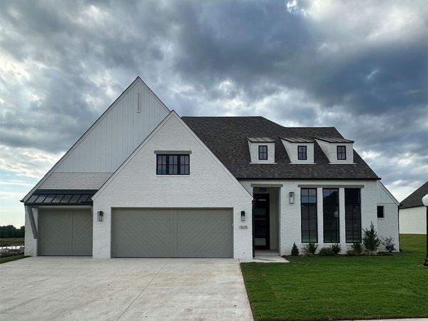 1505 Cedarwood Drive , Claremore, OK 74017