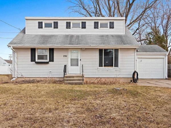 2311 EAST RIVER DRIVE, Green Bay, WI 54301