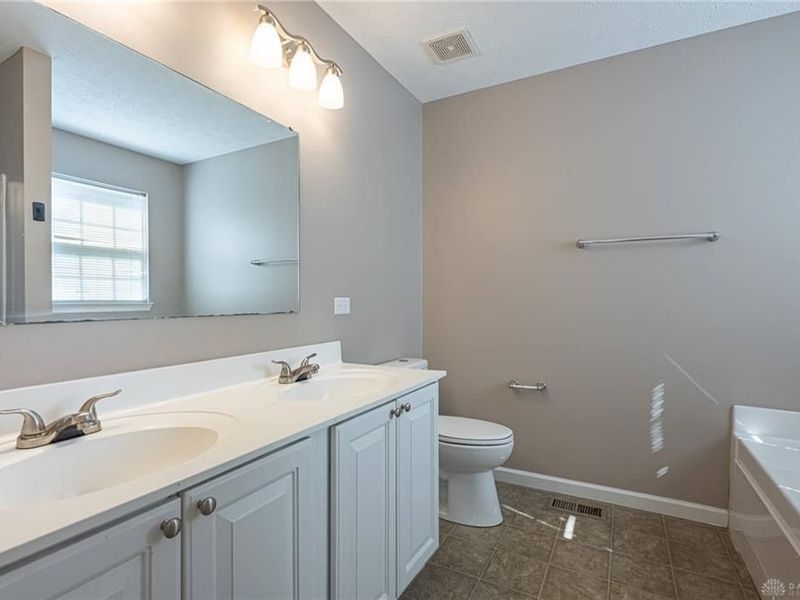 3595 Empire Drive, Beavercreek, OH 45431 Photo 26