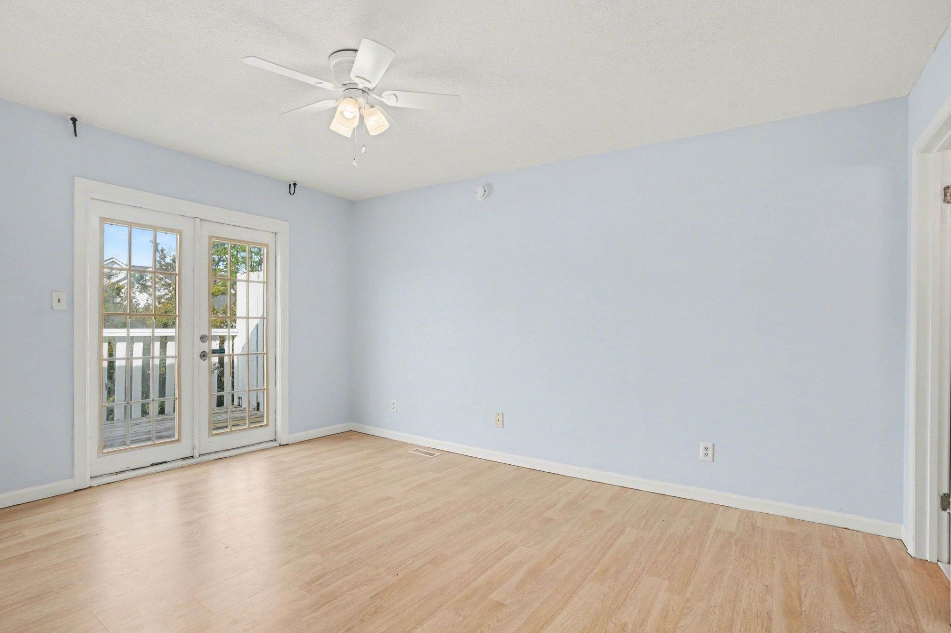 1461 Turkey Ridge Rd. Photo 17