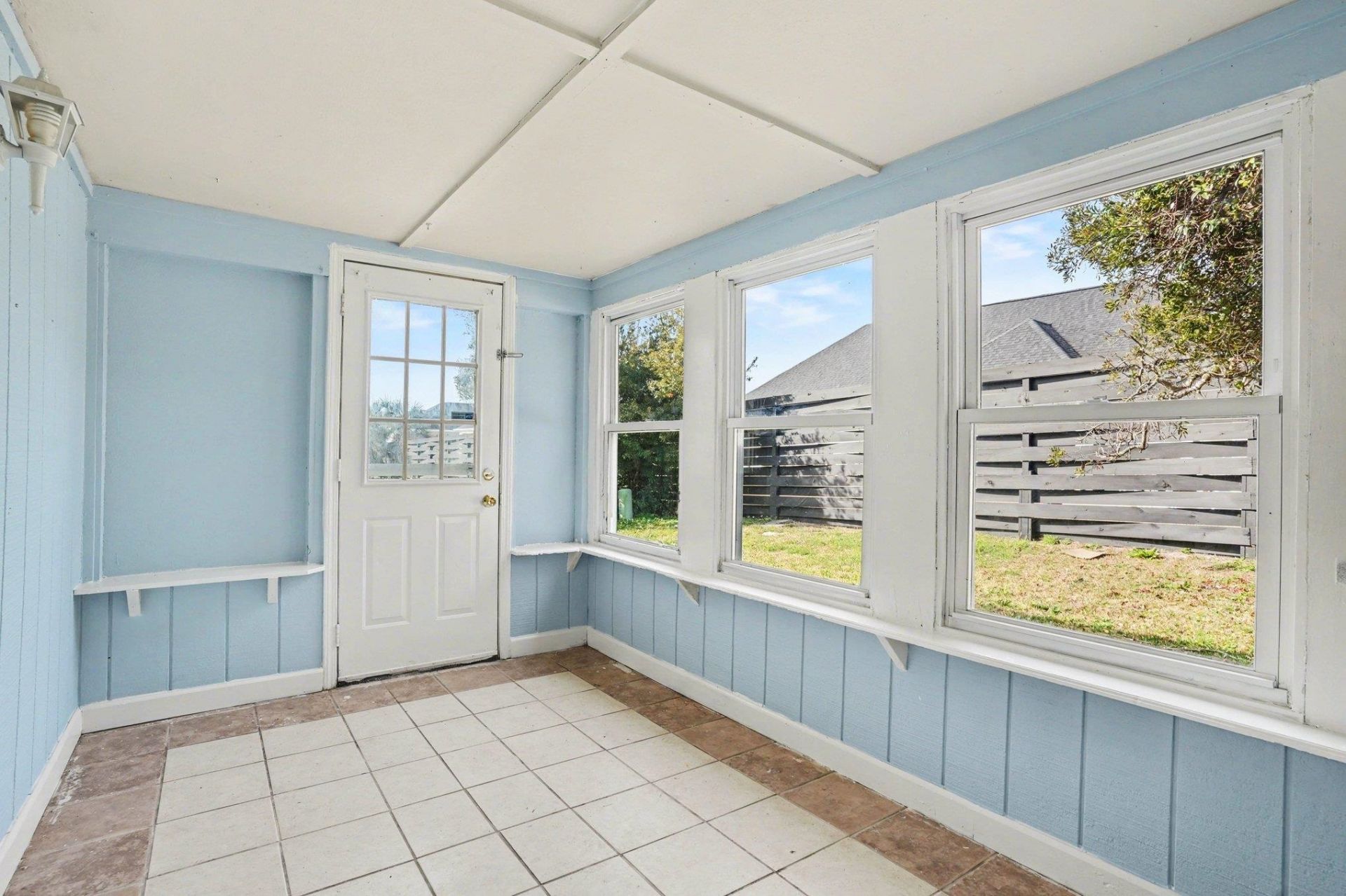 1461 Turkey Ridge Rd. Photo 29