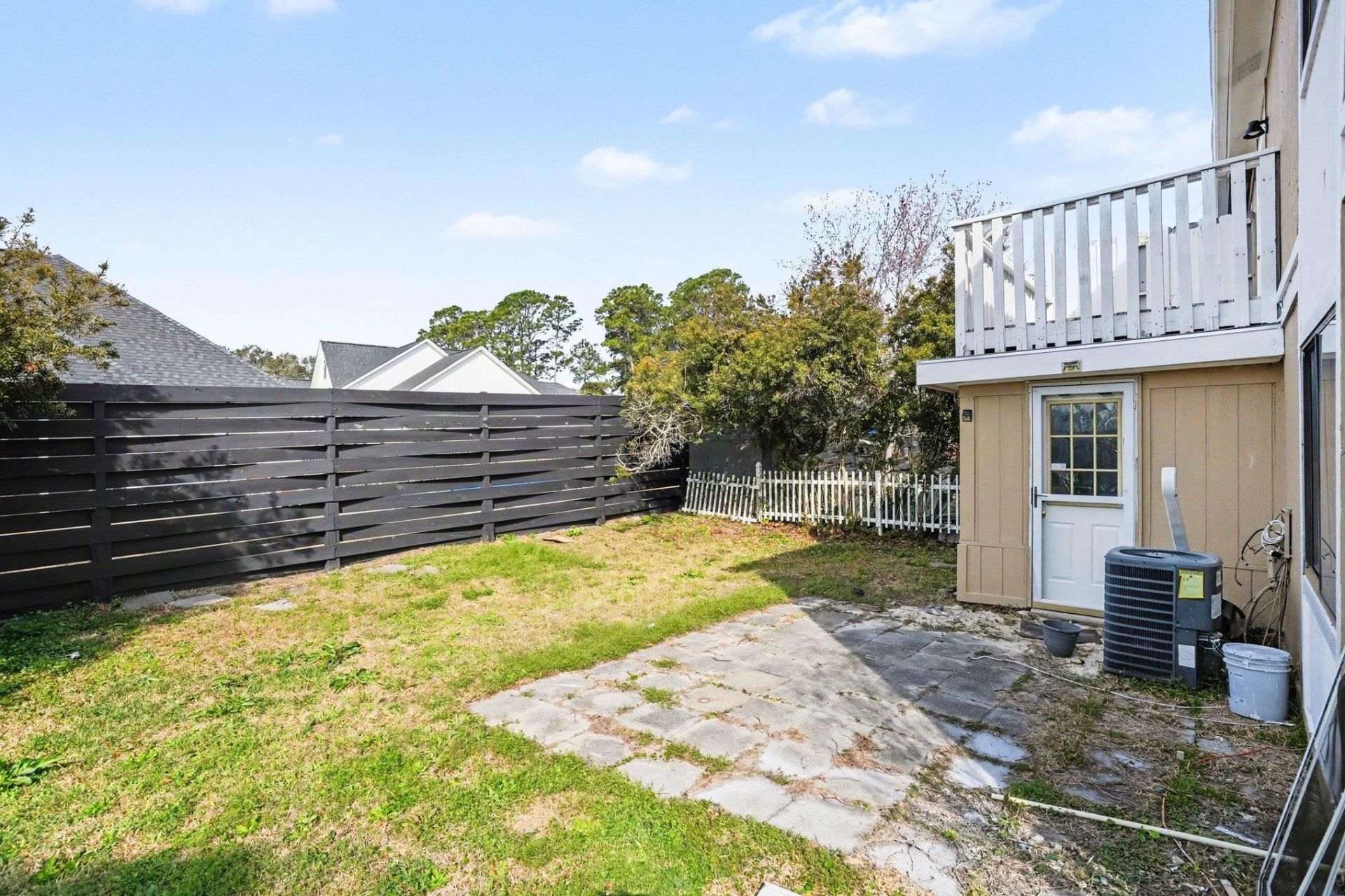 1461 Turkey Ridge Rd. Photo 35