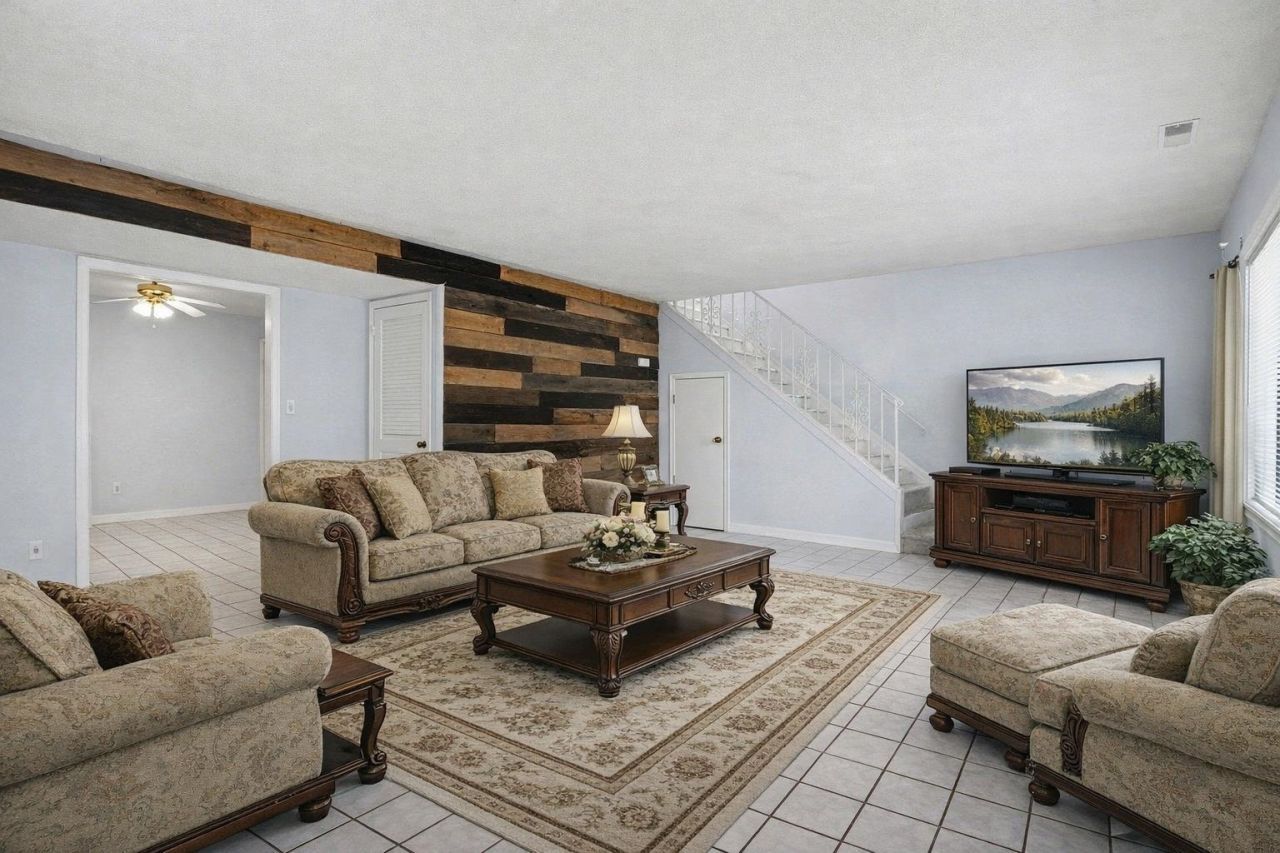 1461 Turkey Ridge Rd. Photo 8