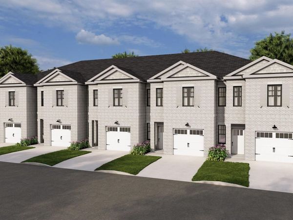 18 Whispering Oaks, Unit 17, Huntsville, AL 35824