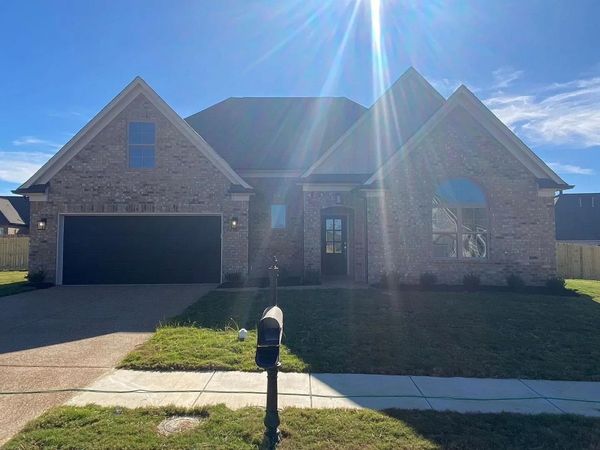 5519 BRIARDALE DR, Memphis, TN 38125