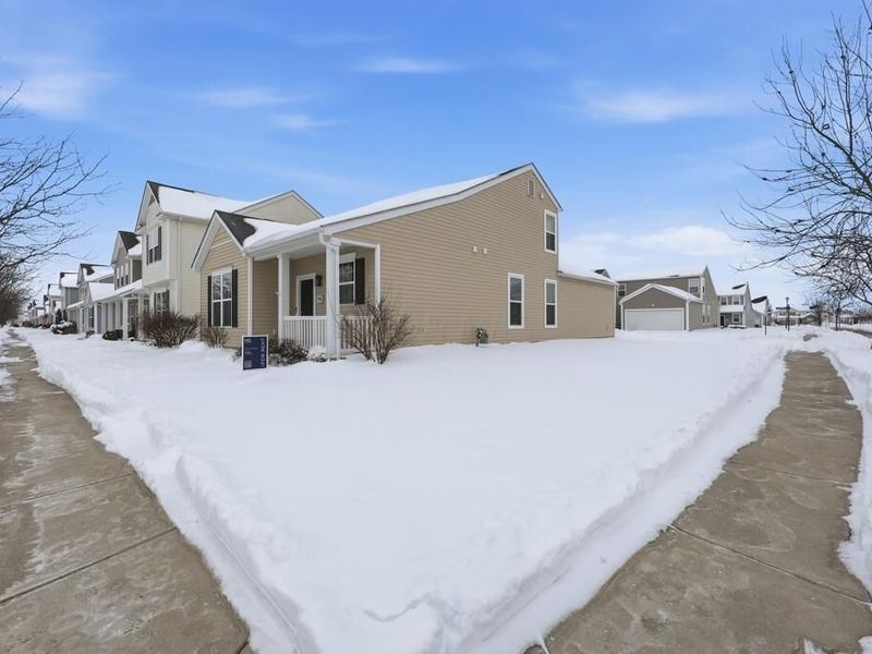 5786 Marble Creek Street , Dublin, OH 43016 Photo 2