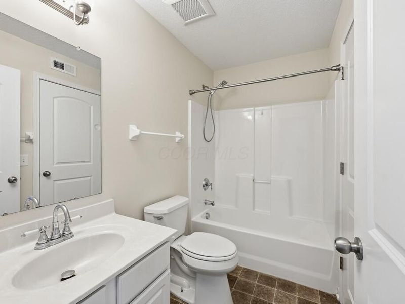 5786 Marble Creek Street , Dublin, OH 43016 Photo 20