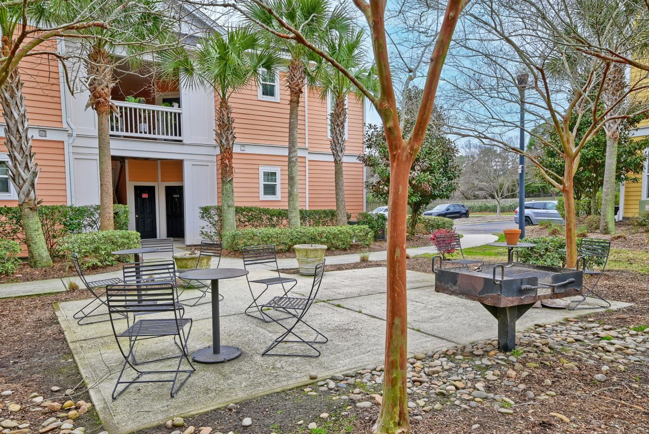 1812 Chatelain Way Photo 10