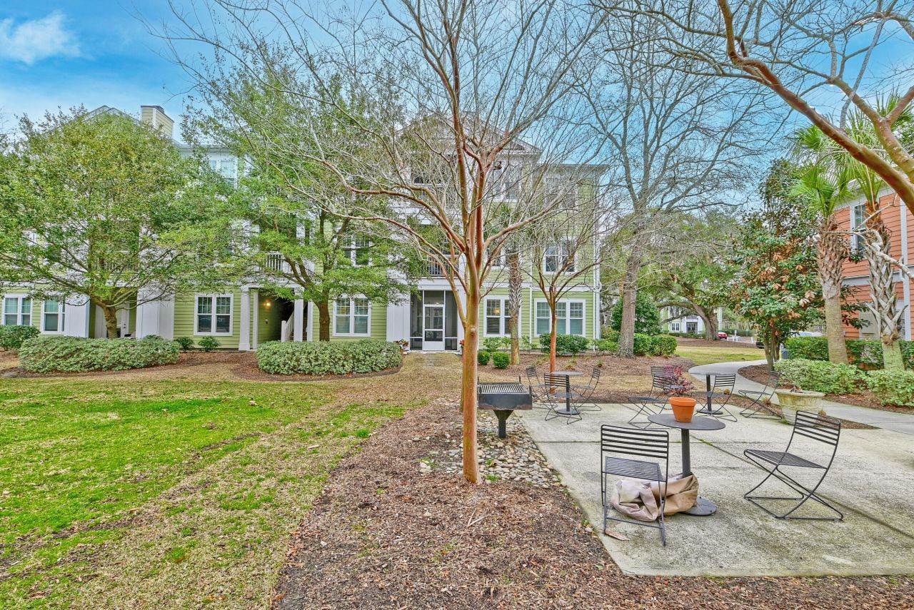 1812 Chatelain Way Photo 11