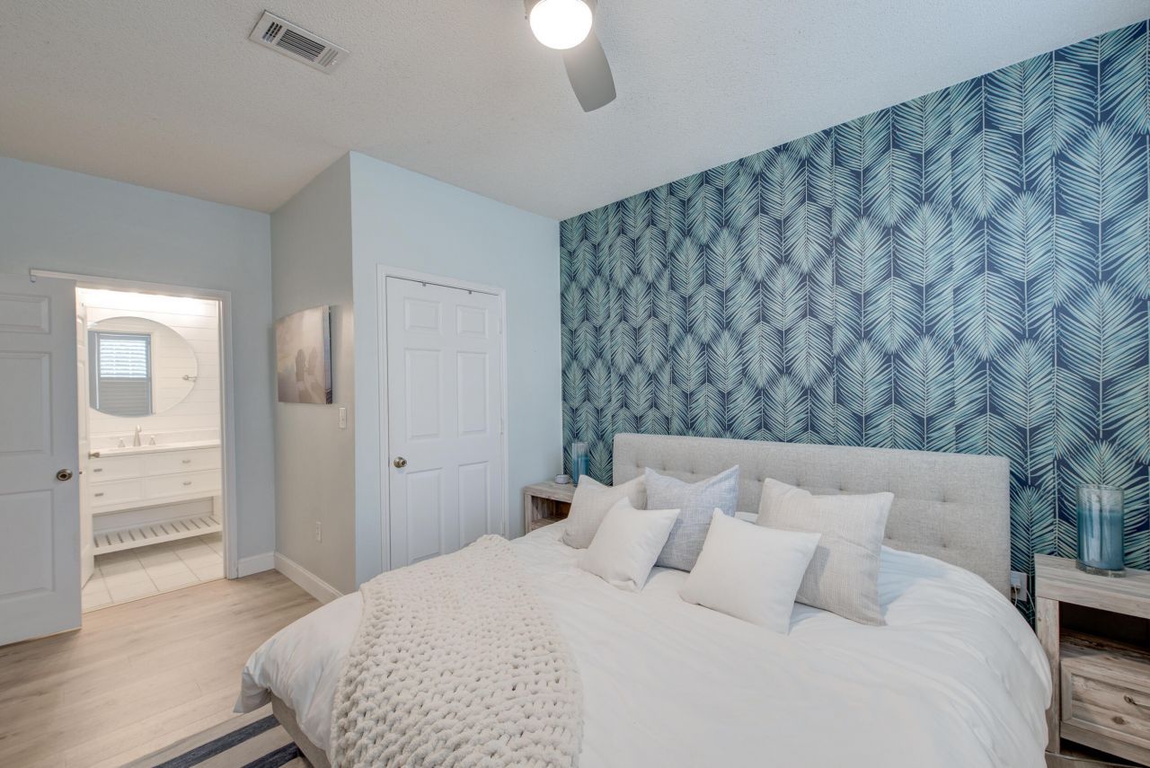 1812 Chatelain Way Photo 17