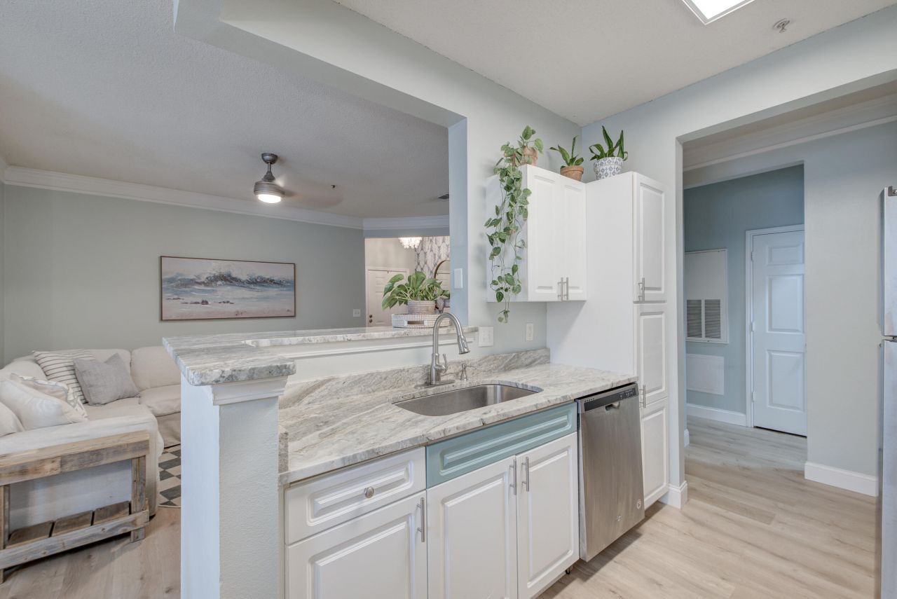 1812 Chatelain Way Photo 30