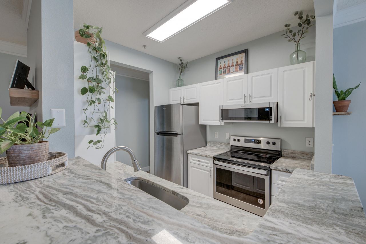 1812 Chatelain Way Photo 31