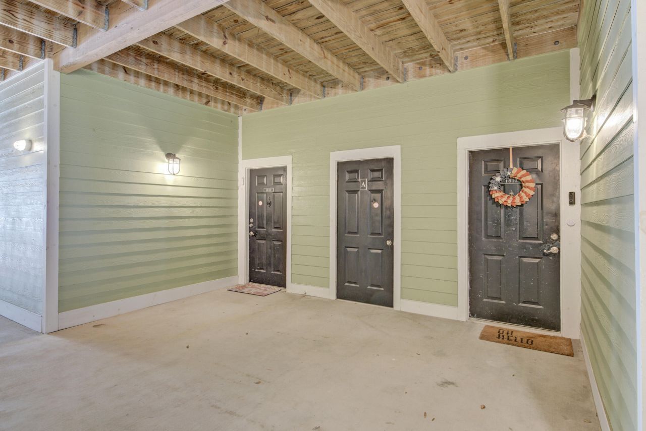 1812 Chatelain Way Photo 35