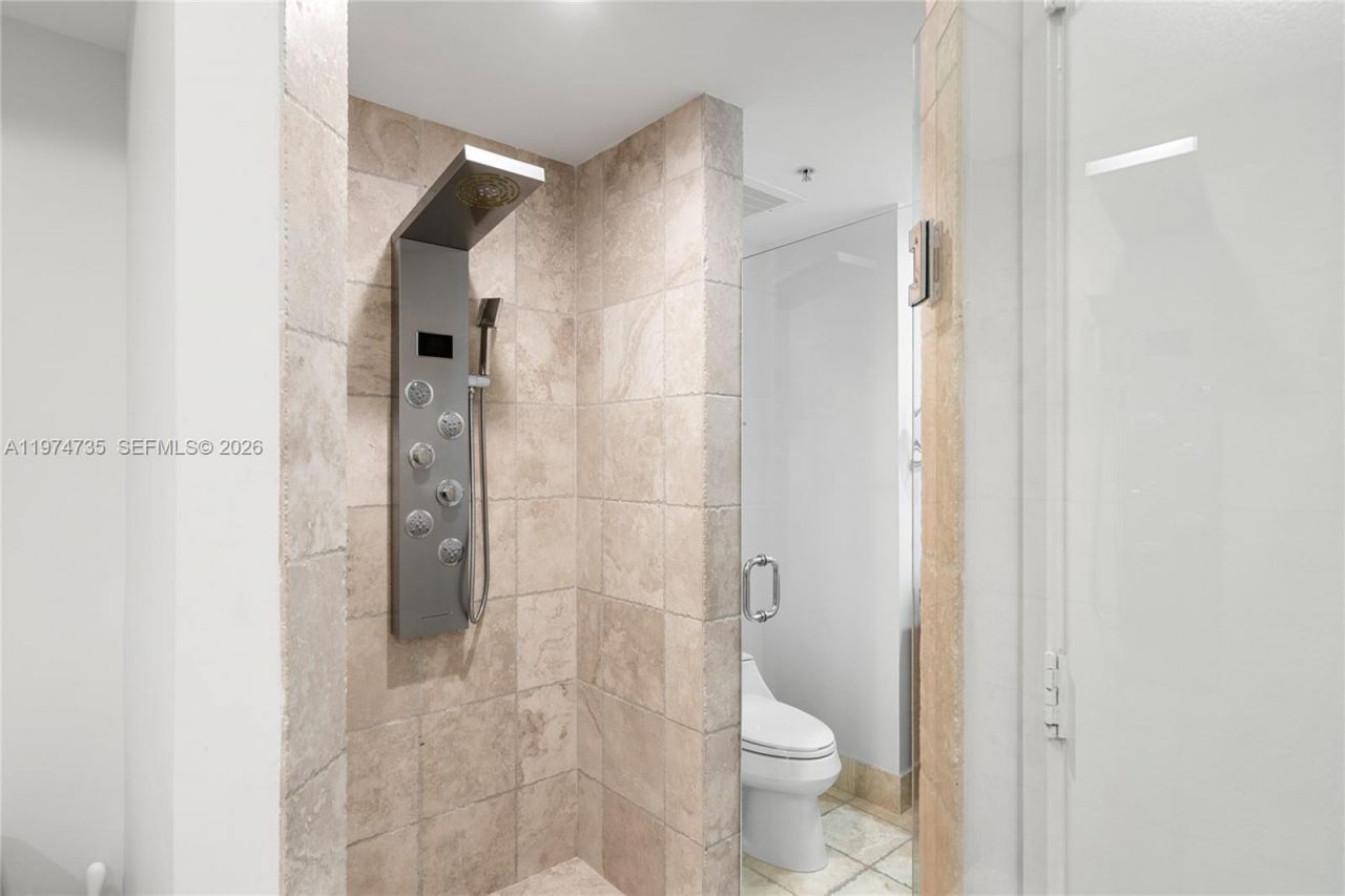 18201 Collins Ave, Unit 1804, Sunny Isles Beach, FL 33160 Photo