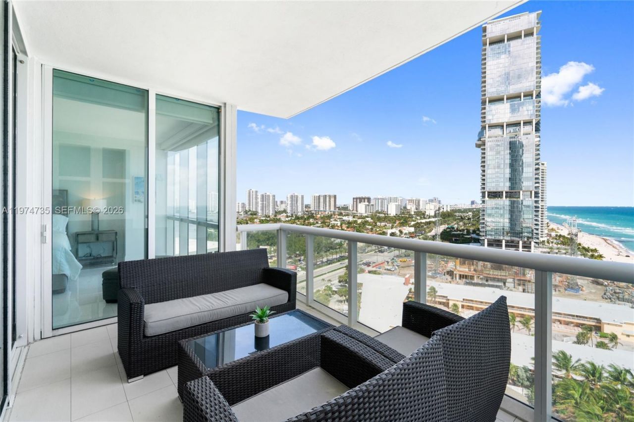 18201 Collins Ave, Unit 1804, Sunny Isles Beach, FL 33160 Photo