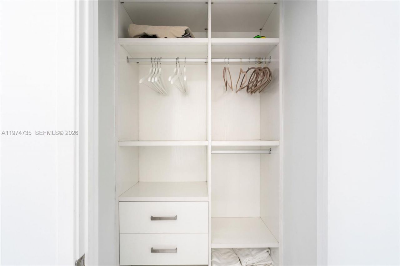 18201 Collins Ave, Unit 1804, Sunny Isles Beach, FL 33160 Photo