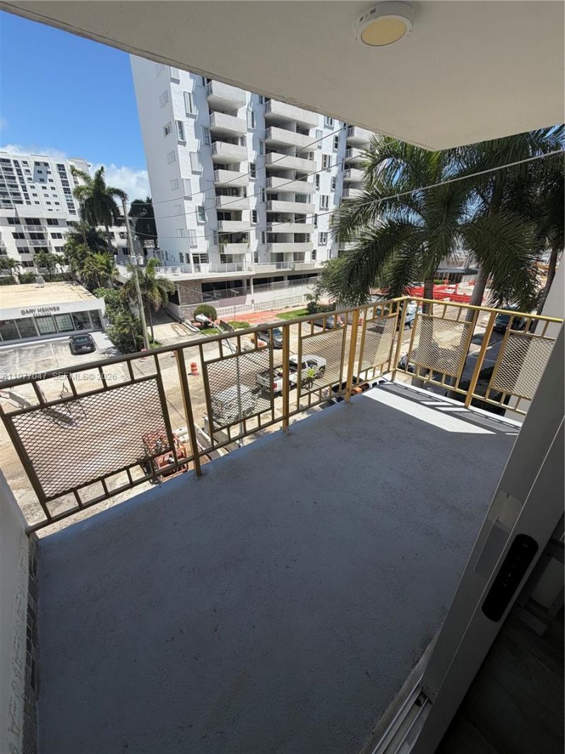 1340 Lincoln Rd, Unit 408, Miami Beach, FL 33139 Photo