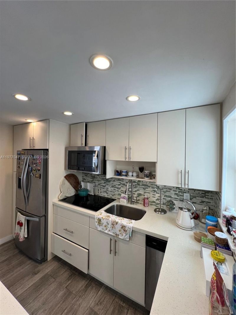 1340 Lincoln Rd , Unit 408, Miami Beach, FL 33139 Photo