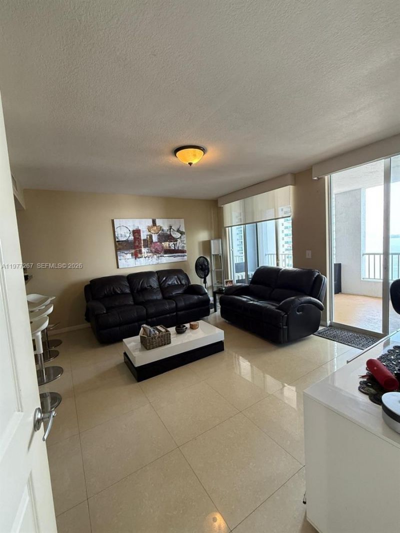 170 SE 14th St , Unit 2202, Miami, FL 33131 Photo