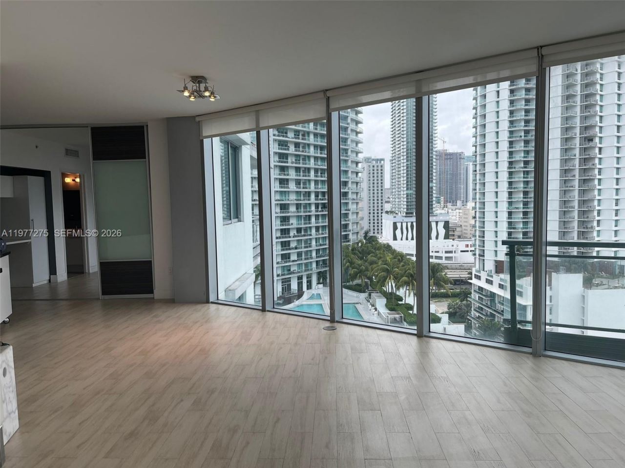 92 SW 3rd St, Unit 1801, Miami, FL 33130 Photo