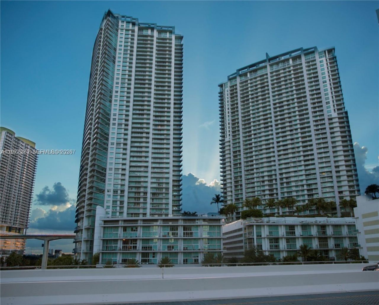 92 SW 3rd St, Unit 1801, Miami, FL 33130 Photo