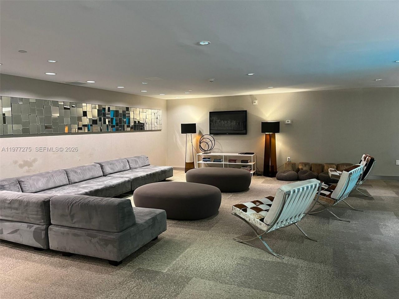 92 SW 3rd St, Unit 1801, Miami, FL 33130 Photo