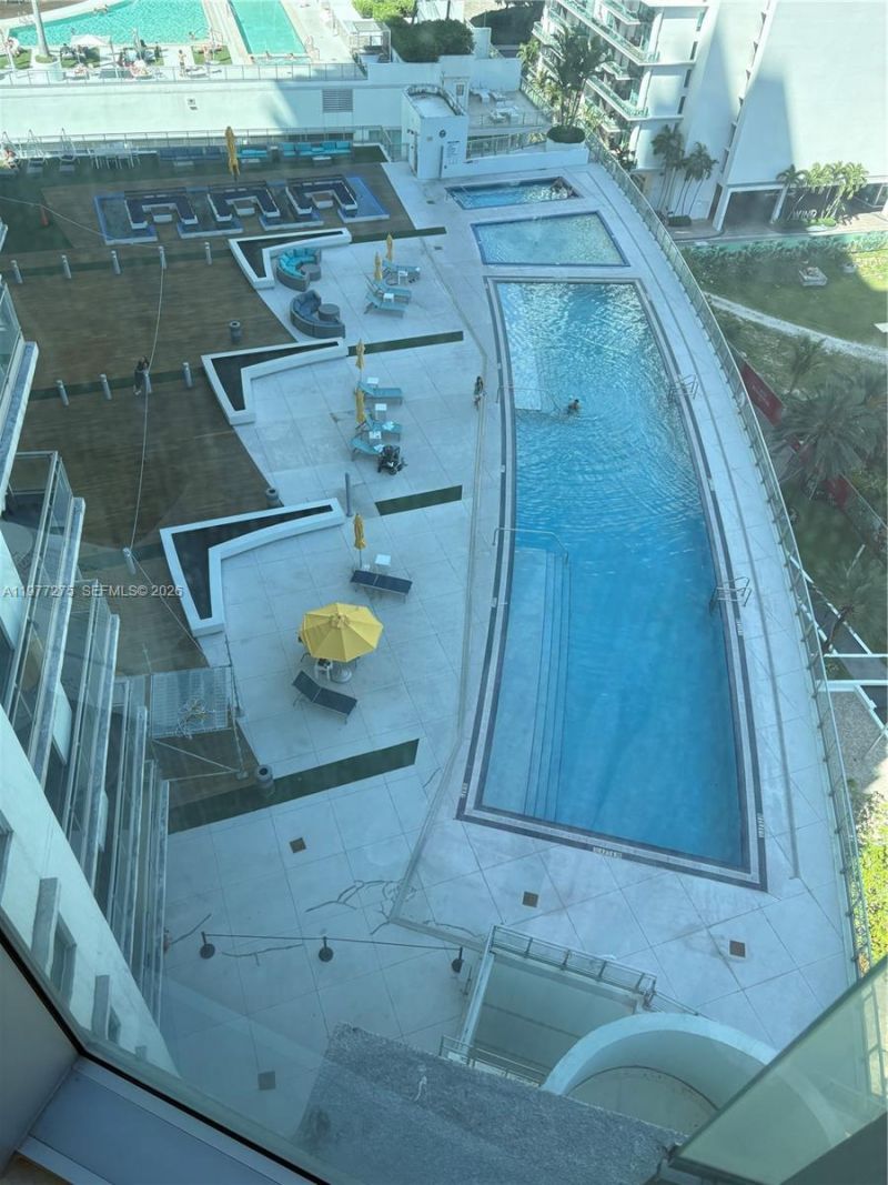 92 SW 3rd St, Unit 1801, Miami, FL 33130 Photo