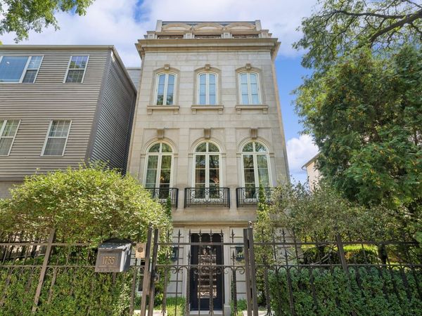 1755 N Mohawk Street , Chicago, IL 60614