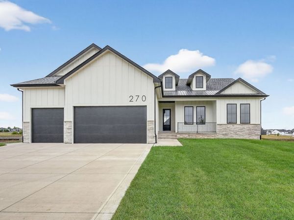 270 NW Montego Court, Waukee, IA 50263