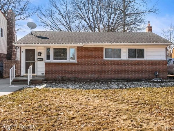 21018 Saint Gertrude Street, St. Clair Shores, MI 48081