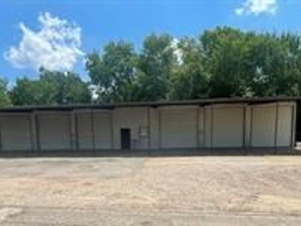 200 E Bonham , Cooper, TX 75432