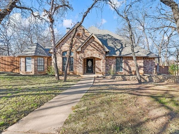 504 Sagebrush Street, Colleyville, TX 76034