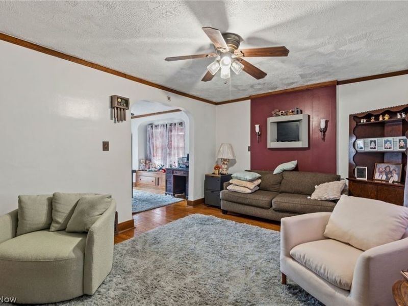 1101 Linden Avenue, Akron, OH 44310 Photo 2