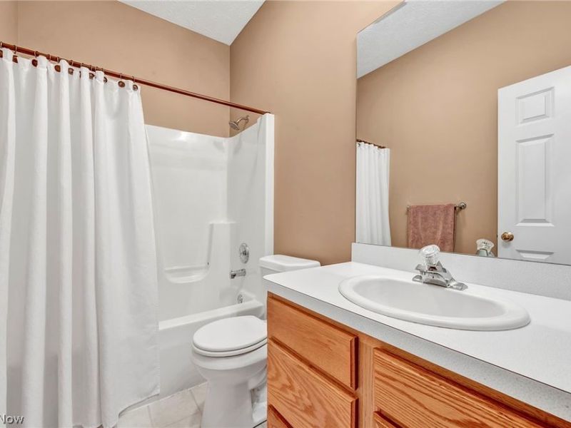 1017 Glendalough Avenue, Grafton, OH 44044 Photo 32