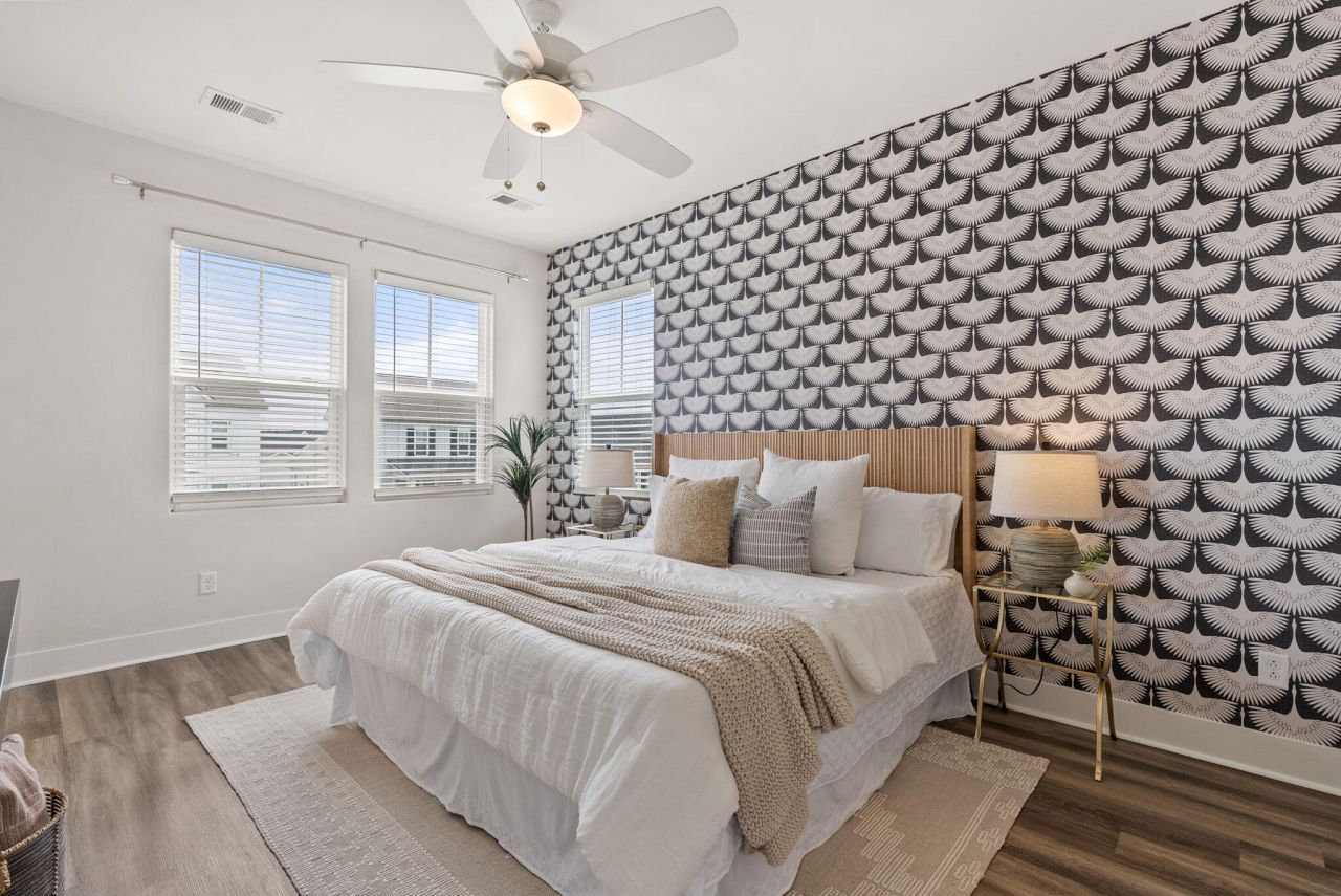 243 Symphony Avenue Photo 20