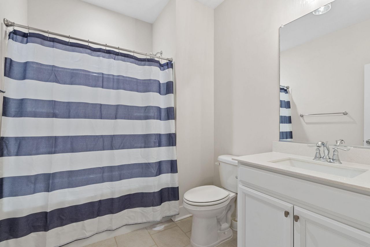 243 Symphony Avenue Photo 28