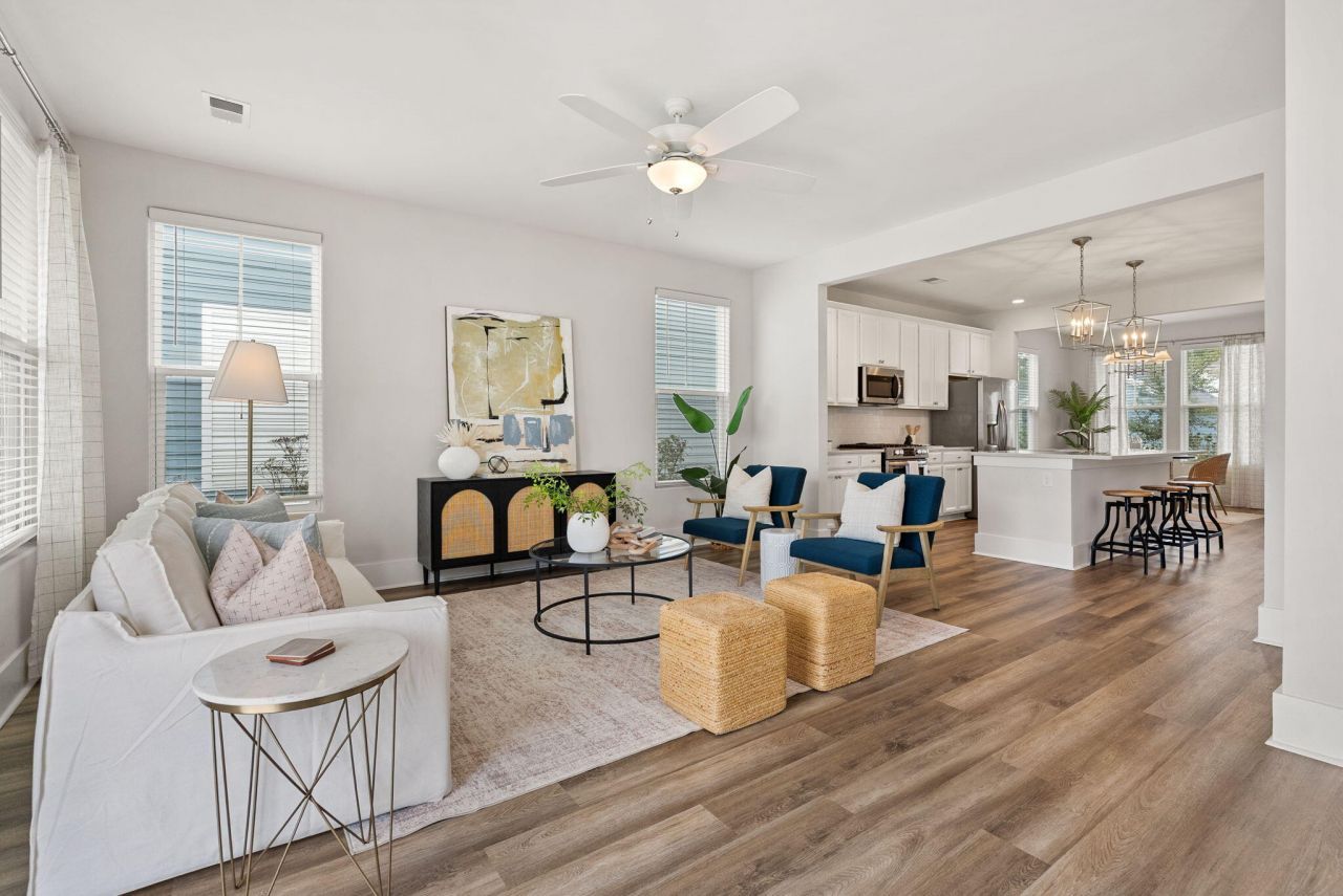 243 Symphony Avenue Photo 5