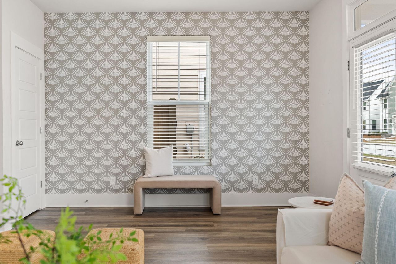 243 Symphony Avenue Photo 8