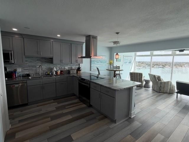 7200 Sunshine Skyway Lane S, Unit 15F, Saint Petersburg, FL 33711 Photo