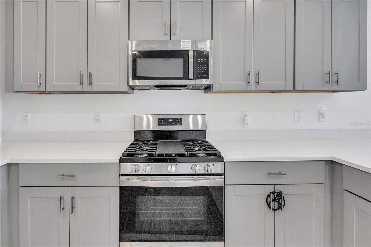 11207 Fieldstone Drive, Palmetto, FL 34221 Photo