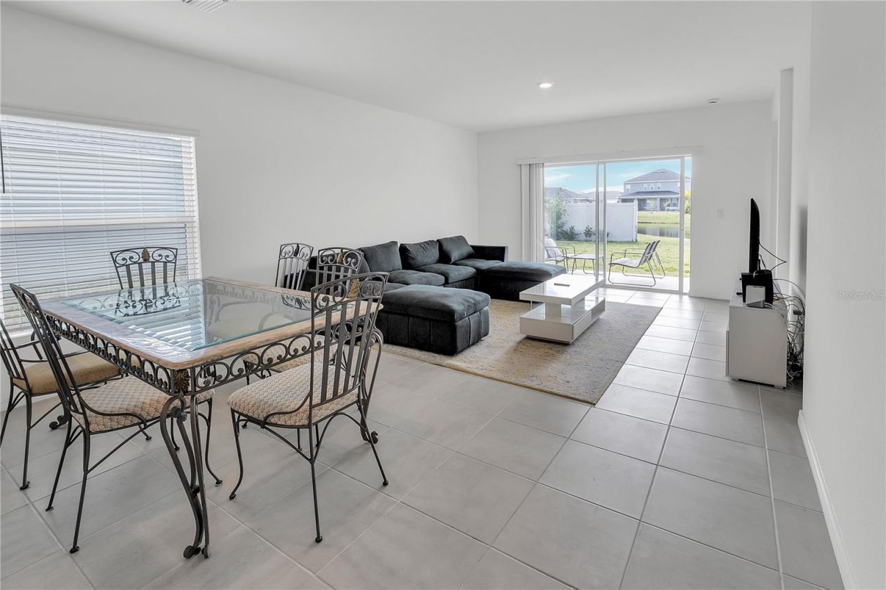 11207 Fieldstone Drive, Palmetto, FL 34221 Photo