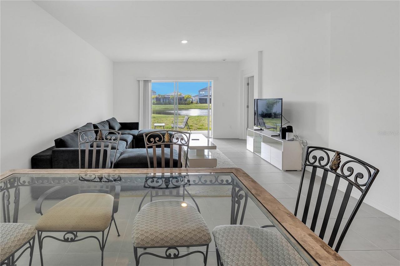 11207 Fieldstone Drive, Palmetto, FL 34221 Photo