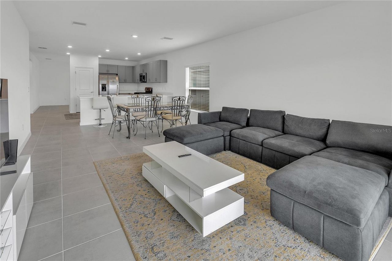 11207 Fieldstone Drive, Palmetto, FL 34221 Photo