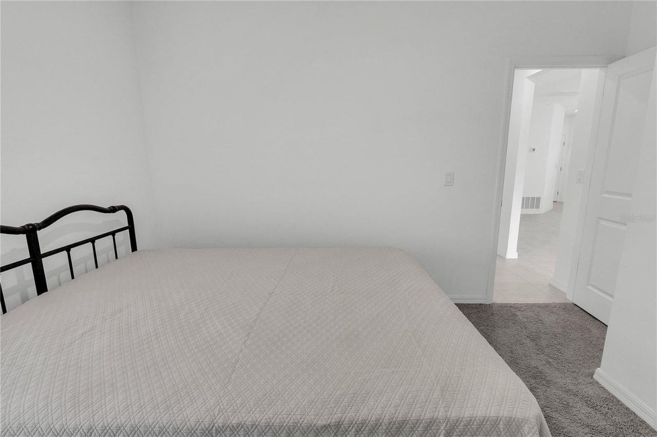 11207 Fieldstone Drive, Palmetto, FL 34221 Photo